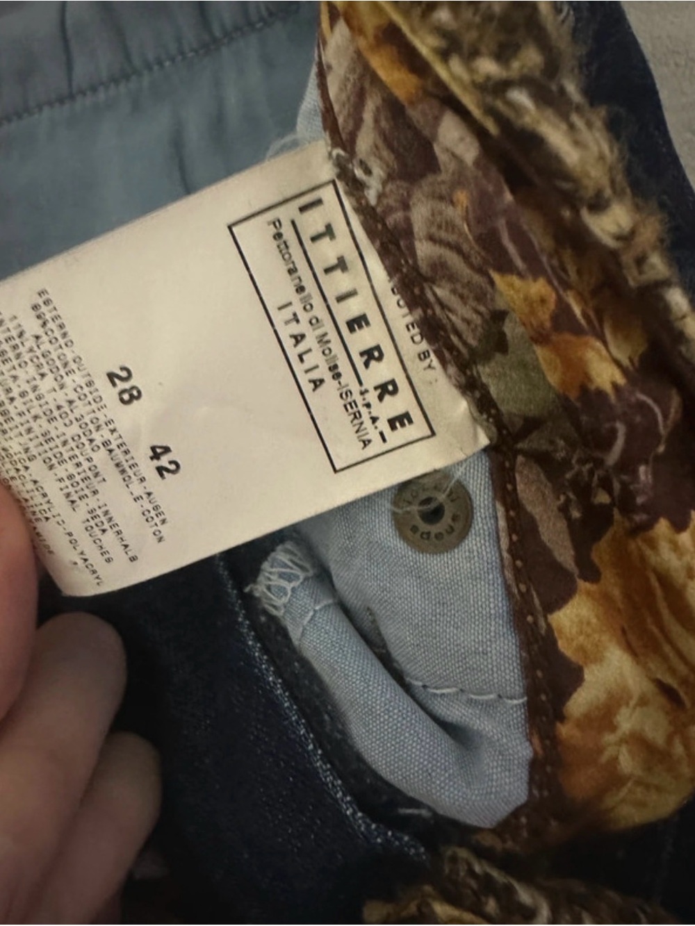 Dolce & Gabbana y2k capri jeans with Patterned Waistband - Picture 6 of 7